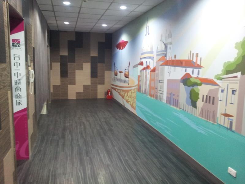 台中 ワン チュン ビジネス ホテル エクステリア 写真