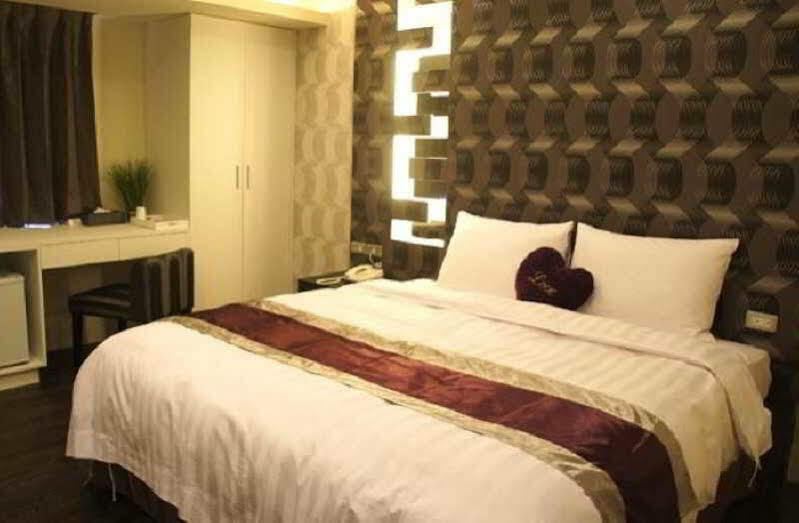 台中 ワン チュン ビジネス ホテル エクステリア 写真